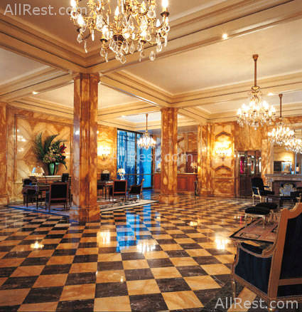 Hotel De Crillon 3